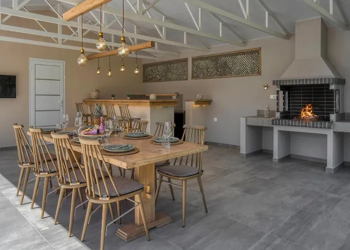 Aigli Villa Áyios Kírikos