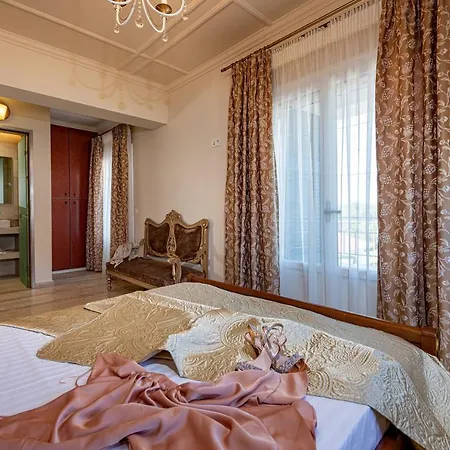 Aigli * Áyios Kírikos