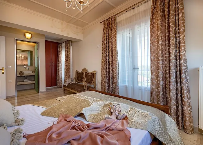 Aigli * Áyios Kírikos