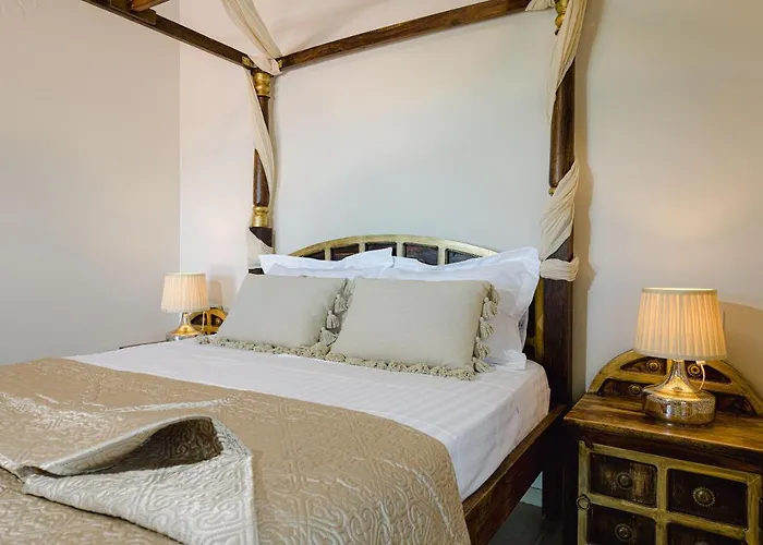 Aigli * Áyios Kírikos